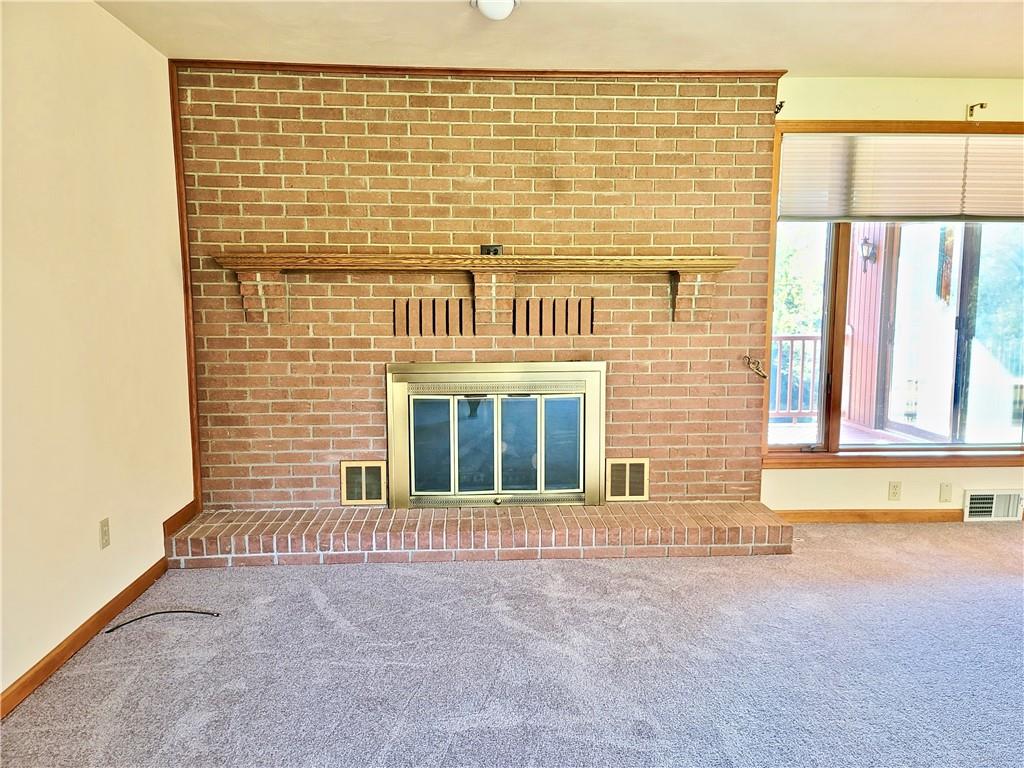 1828 Middle Road Glenshaw, PA 15116 - Photo 5 of 25 Gallery Image 5