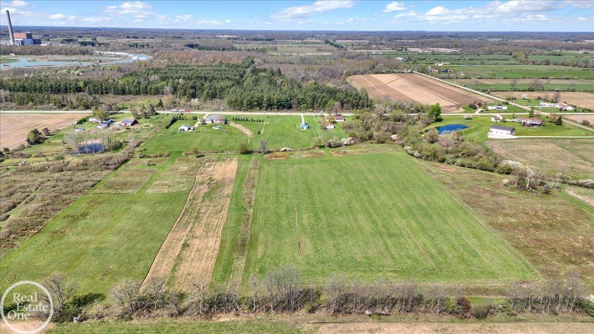 7400 Duce Road Avoca, MI 48006 - Photo 9 of 14 Gallery Image 9
