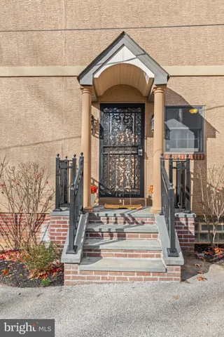 $1,129,000 | 442 East Spring Avenue, Ardmore, PA 19003