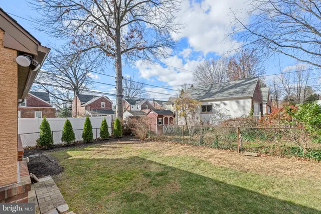 $1,129,000 | 442 East Spring Avenue, Ardmore, PA 19003