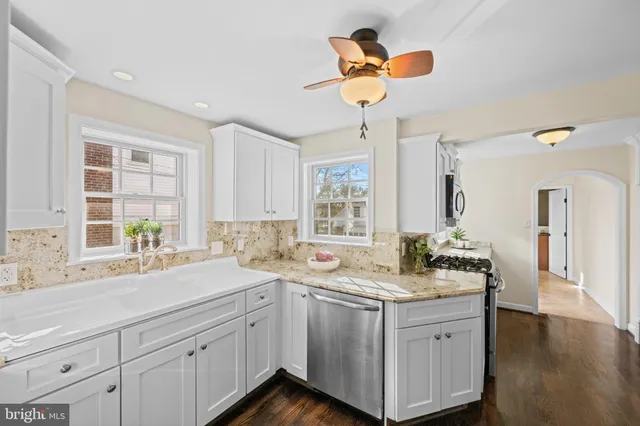 $1,129,000 | 442 East Spring Avenue, Ardmore, PA 19003