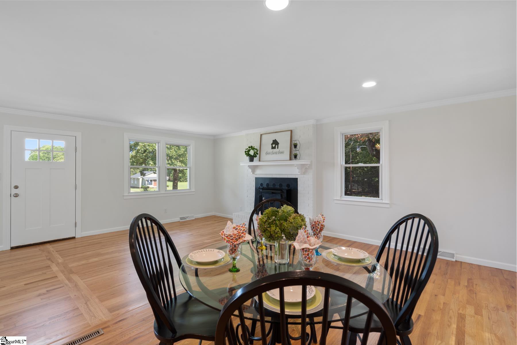 503 Copeland Road Greer, SC 29651 - Photo 8 of 20