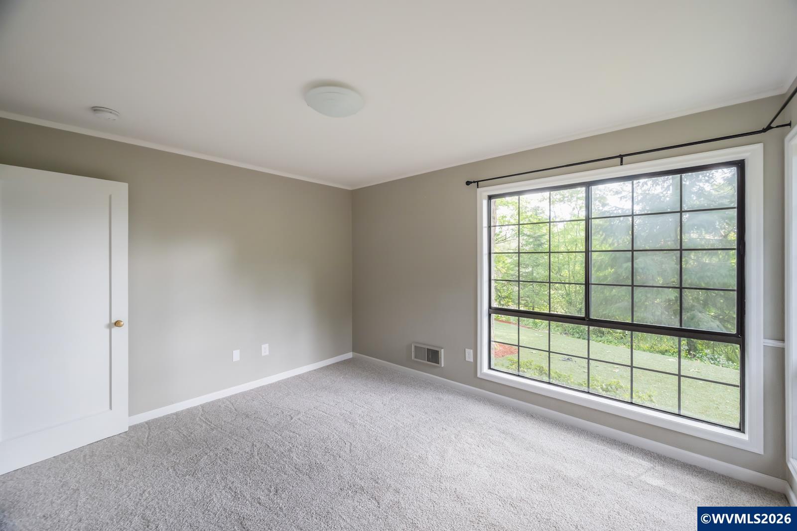 10165 Southwest Walker Road Beaverton, OR 97005 - Photo 25 of 35