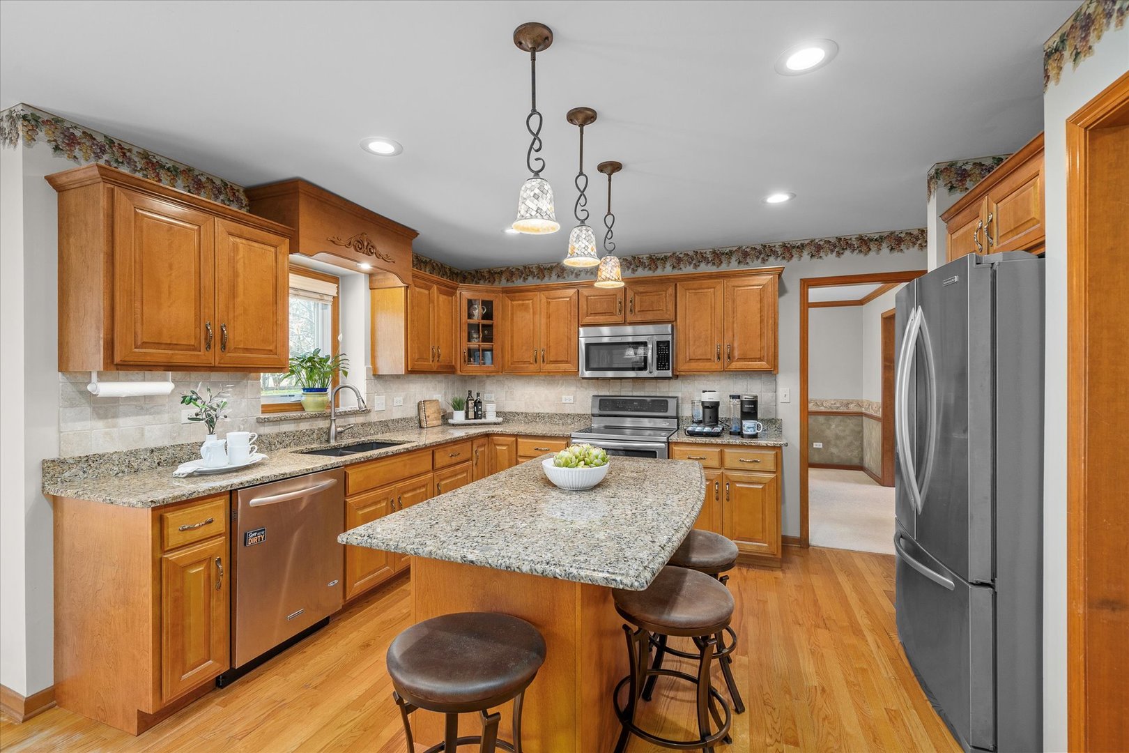 2344 Modaff Road Naperville, IL 60565 - Photo 3 of 32 Gallery Image 3