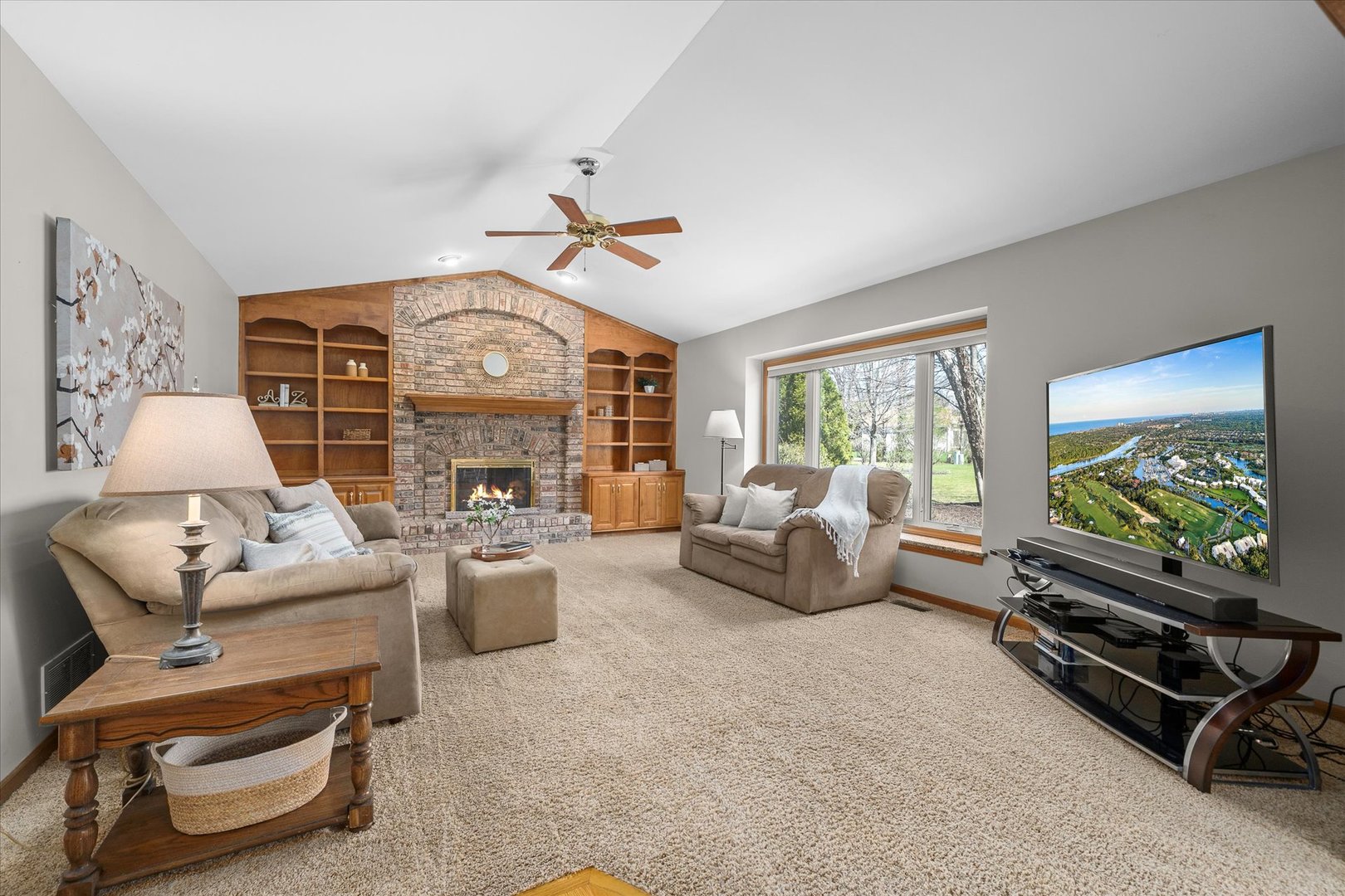 2344 Modaff Road Naperville, IL 60565 - Photo 5 of 32 Gallery Image 5