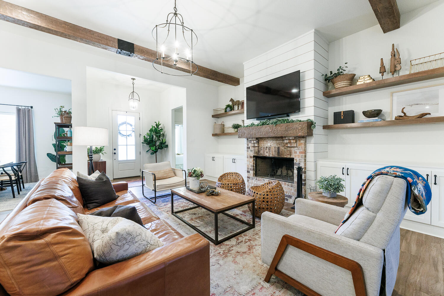 7032 100th Street Lubbock, TX 79424 - Photo 12 of 52 Living Area