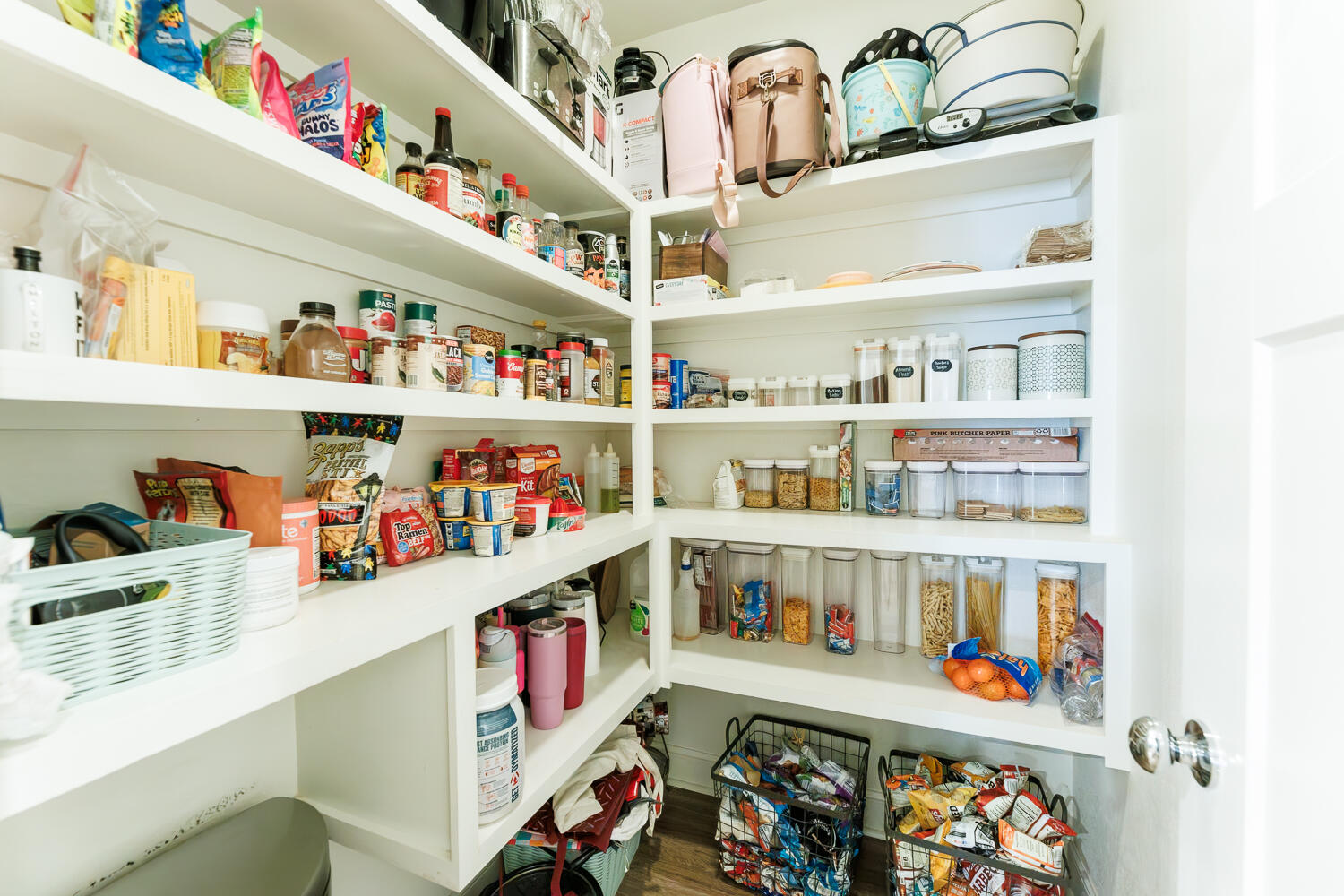 7032 100th Street Lubbock, TX 79424 - Photo 21 of 52 Pantry