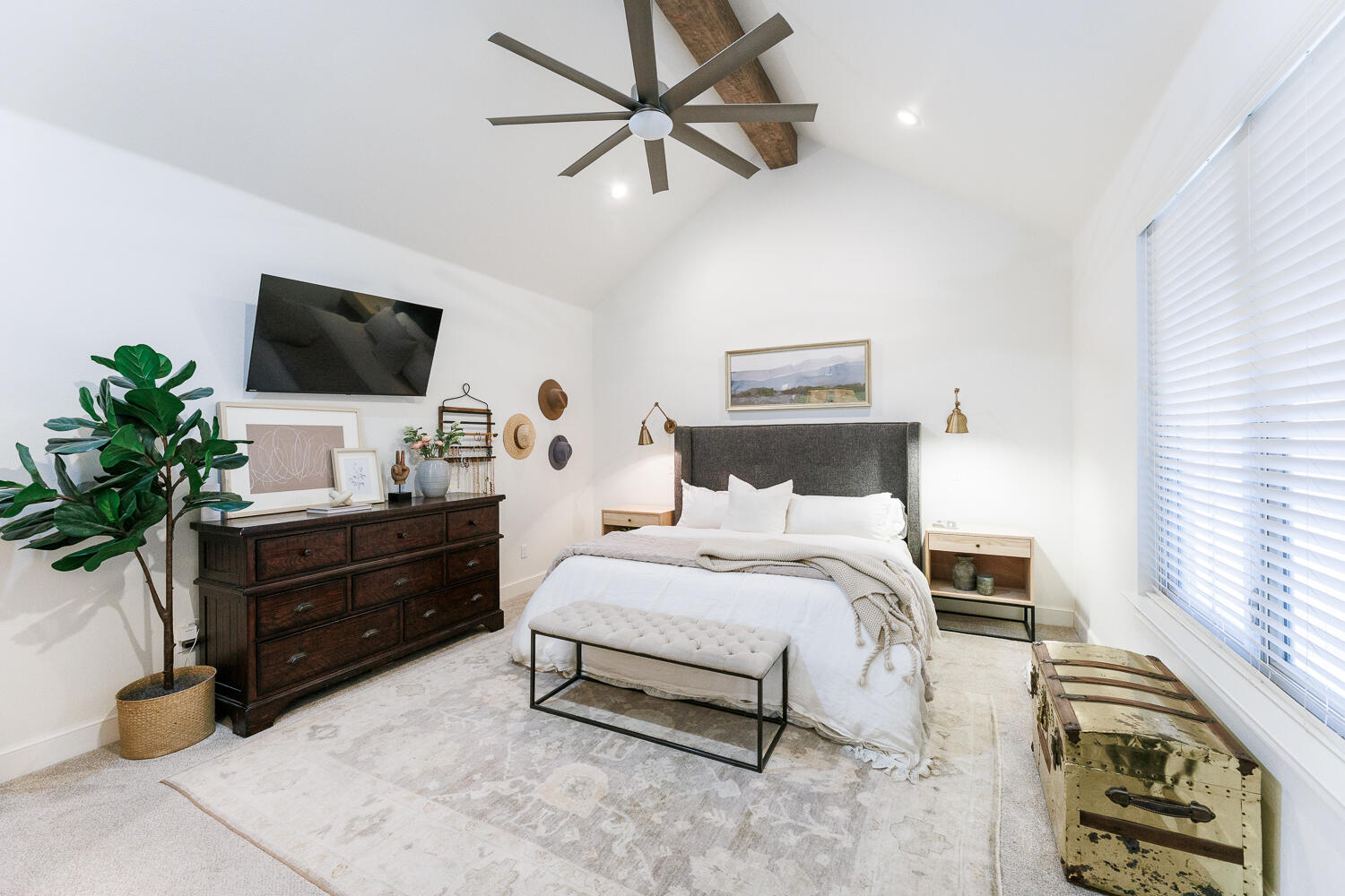 7032 100th Street Lubbock, TX 79424 - Photo 24 of 52 Primary Bedroom