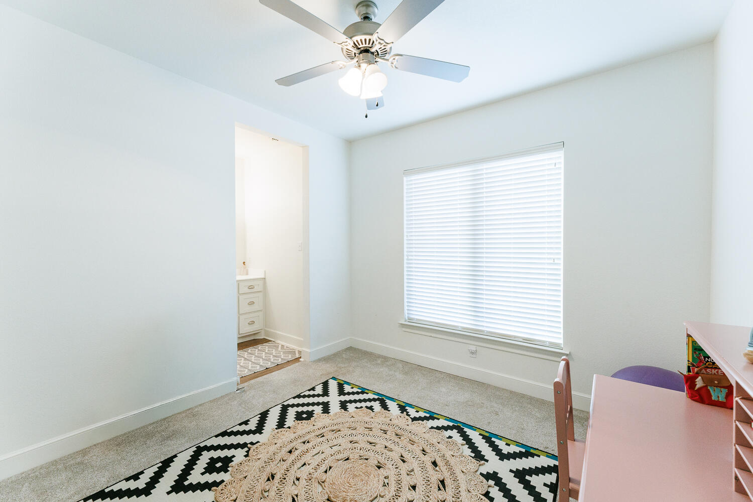 7032 100th Street Lubbock, TX 79424 - Photo 38 of 52 Third Bedroom