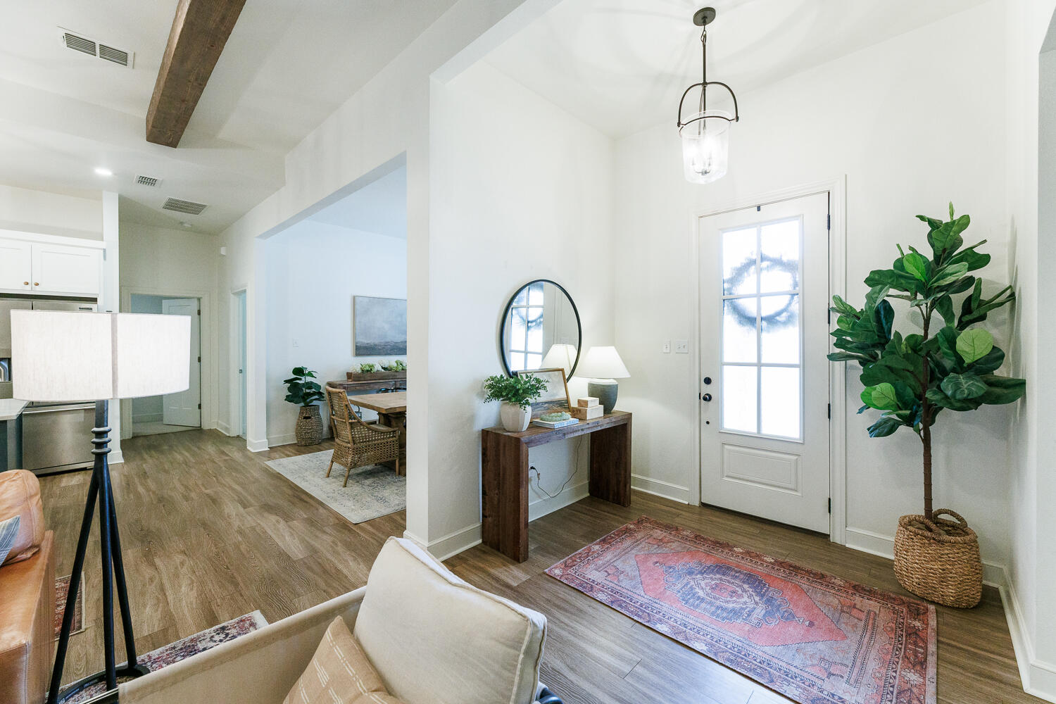 7032 100th Street Lubbock, TX 79424 - Photo 4 of 52 Entryway