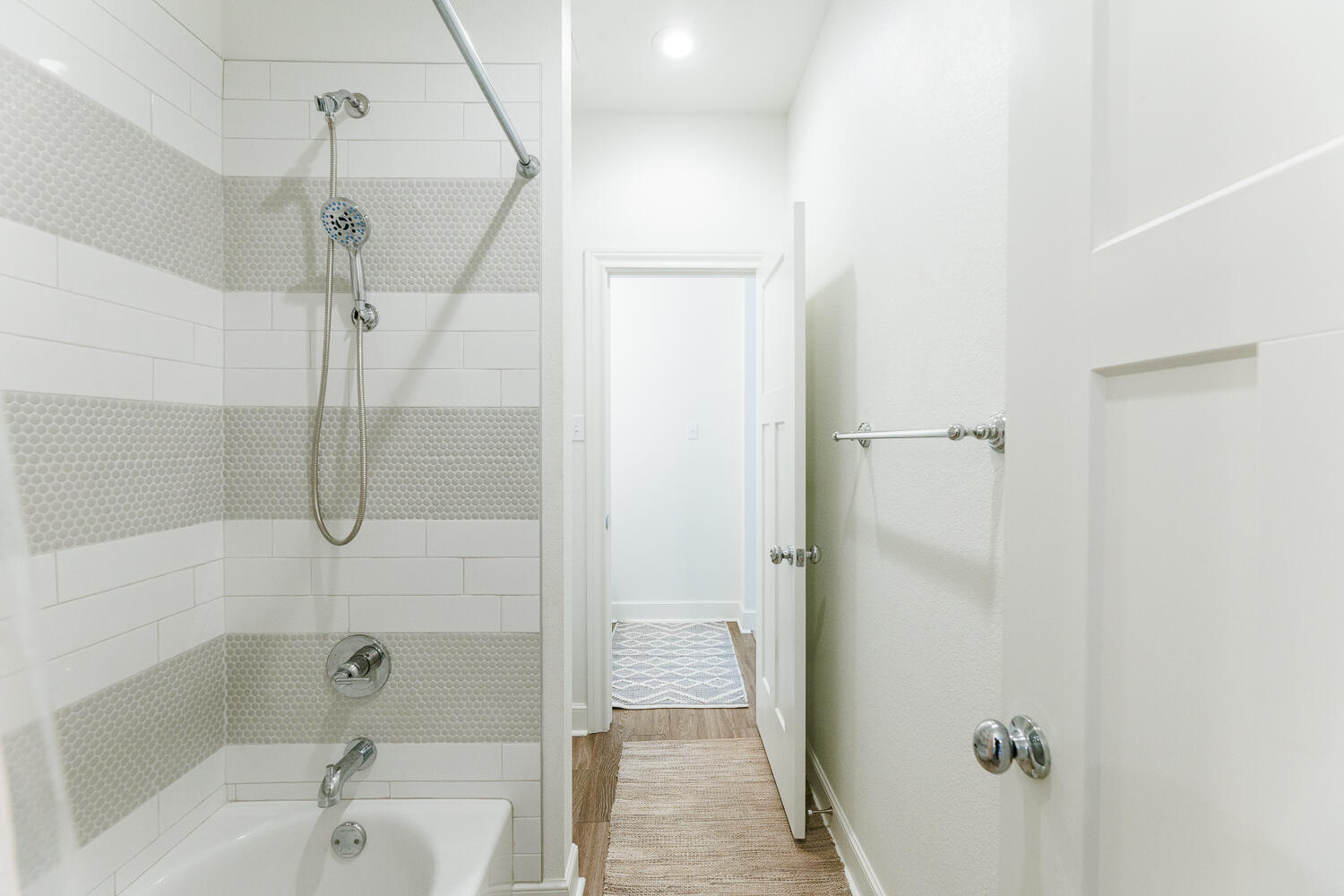 7032 100th Street Lubbock, TX 79424 - Photo 41 of 52 Third Bathroom