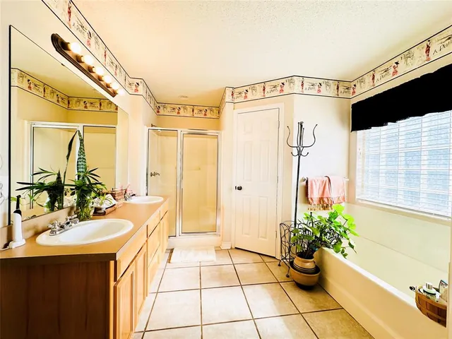 $230,000 | 3740 Castlegate Drive, Paris, TX 75462