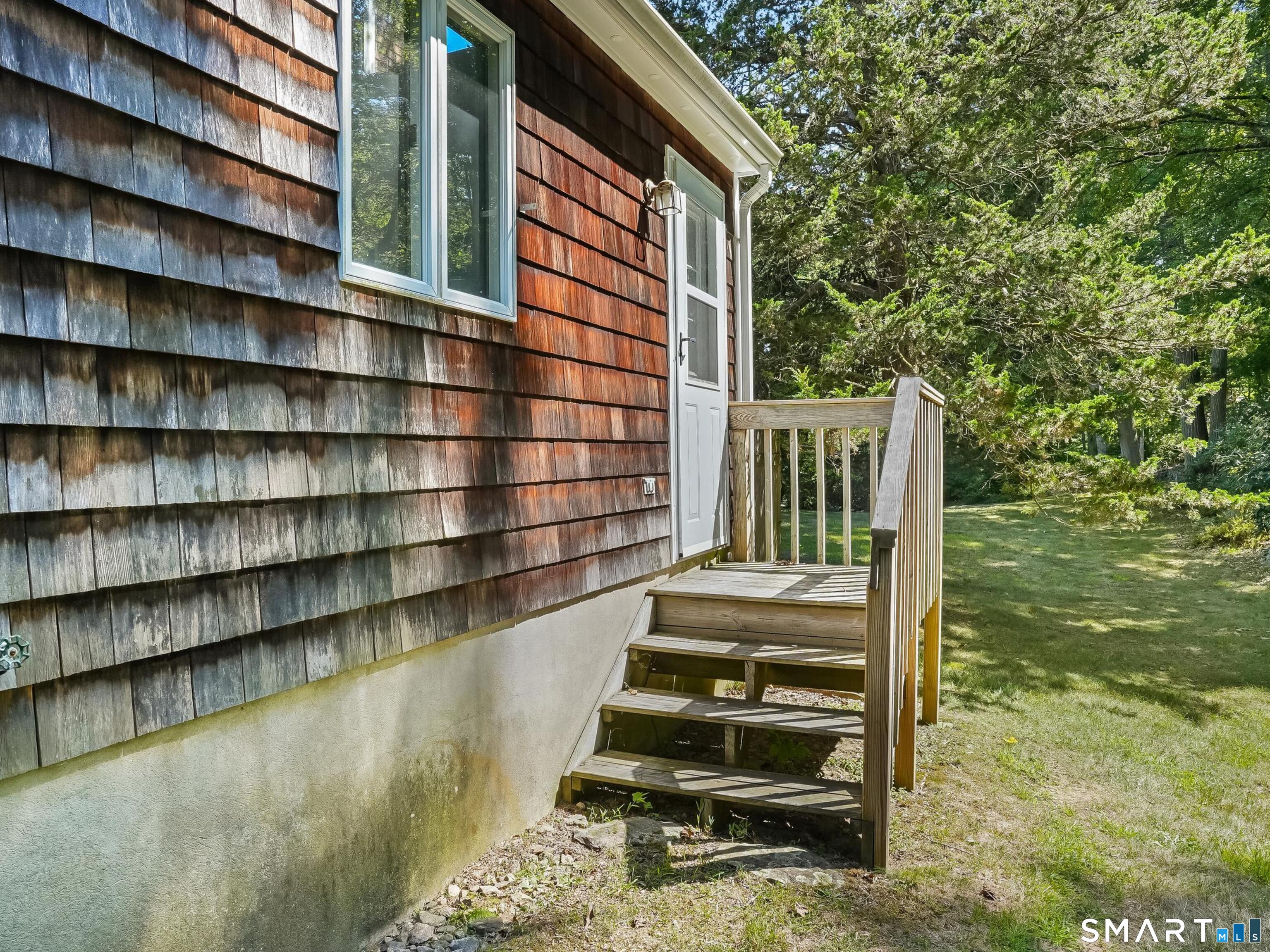 106 Spoonwood Road Wilton, CT 06897 - Photo 28 of 36 Gallery Image 28