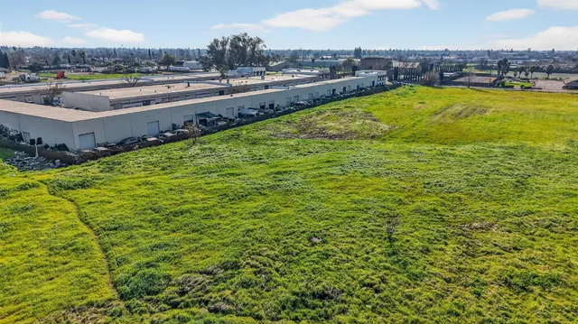 $385,000 | 3433 I Street, North Highlands, CA 95660