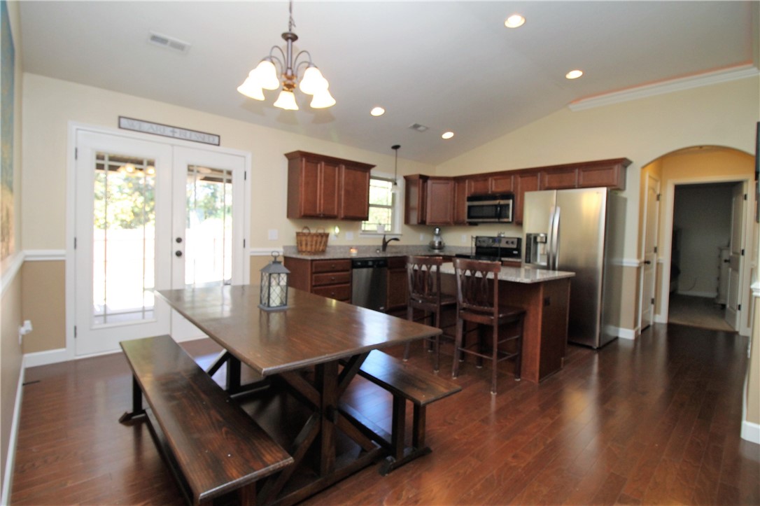 120 Pheasant Ridge Drive Anderson, SC 29626 - Photo 2 of 28