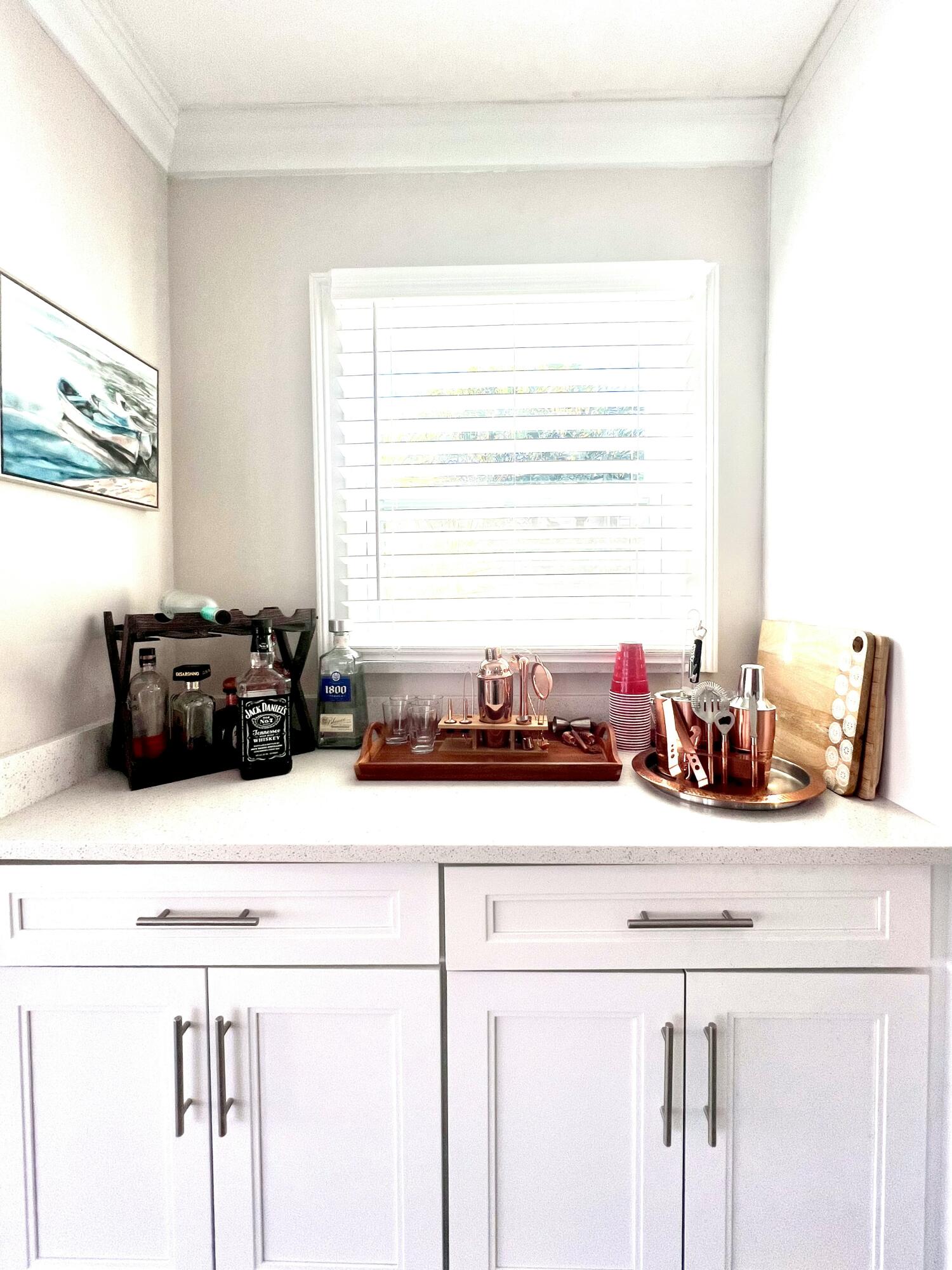 740 Northeast 69th Street Boca Raton, FL 33487 - Photo 7 of 17 Bar