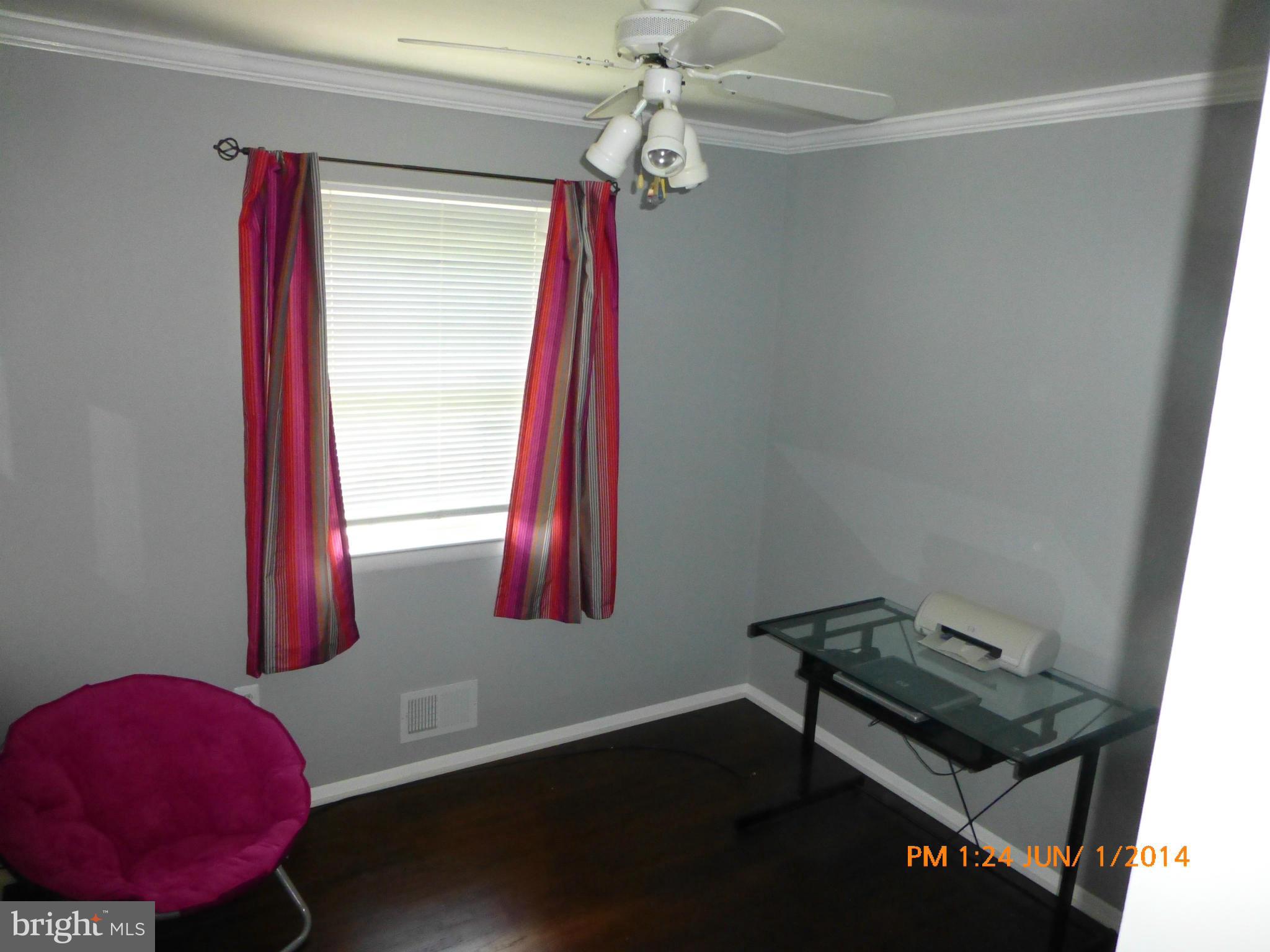 210 Rolling Road Gaithersburg, MD 20877 - Photo 15 of 24 Bedroom 3