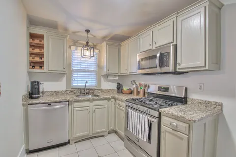 $550,000 | 1121 Stratford Avenue, Nashville, TN 37216