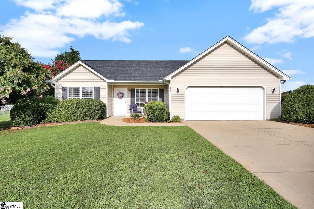 209 Fisher Lake Road Lyman, SC 29365 - Photo 1 of 35 Gallery Image 1