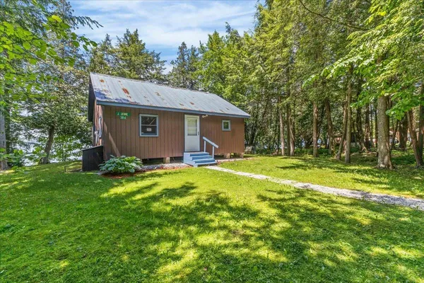 $247,500 | 306 Hammond Shore Road, Franklin, VT 05457