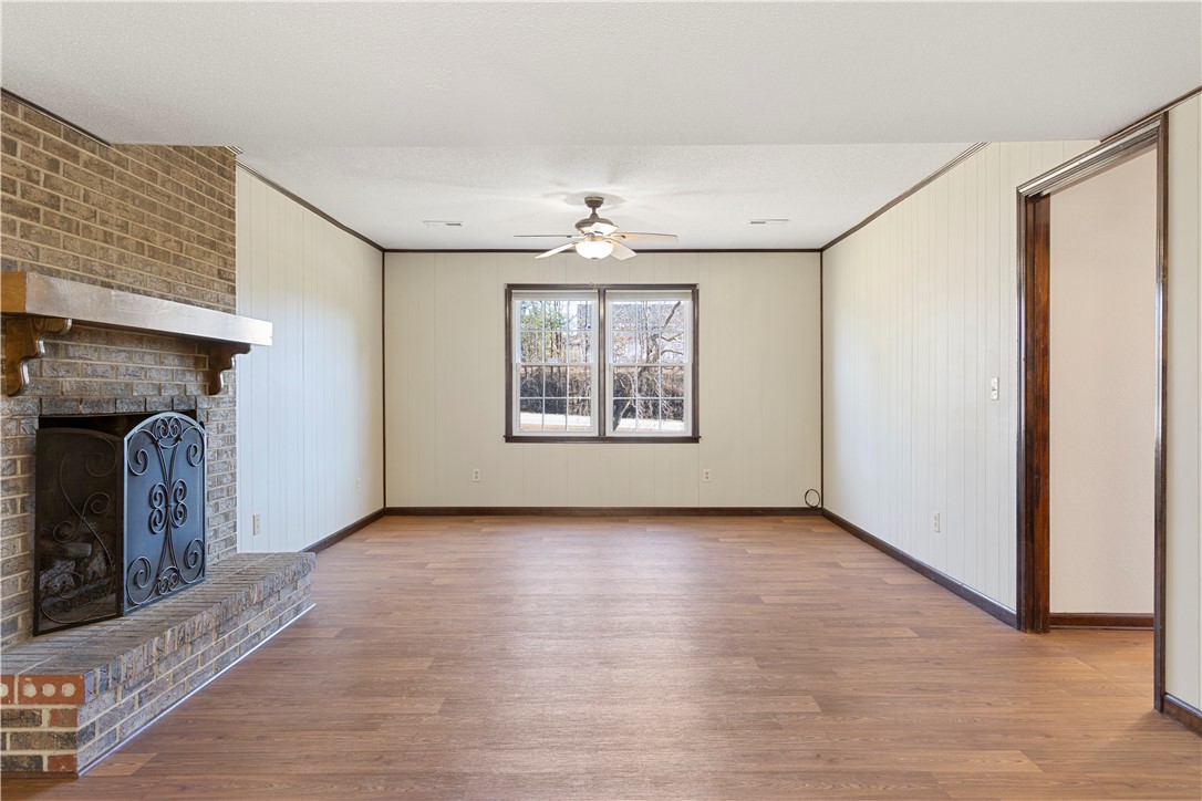 853 Pickett Post Road Walhalla, SC 29691 - Photo 11 of 23 lower level great room