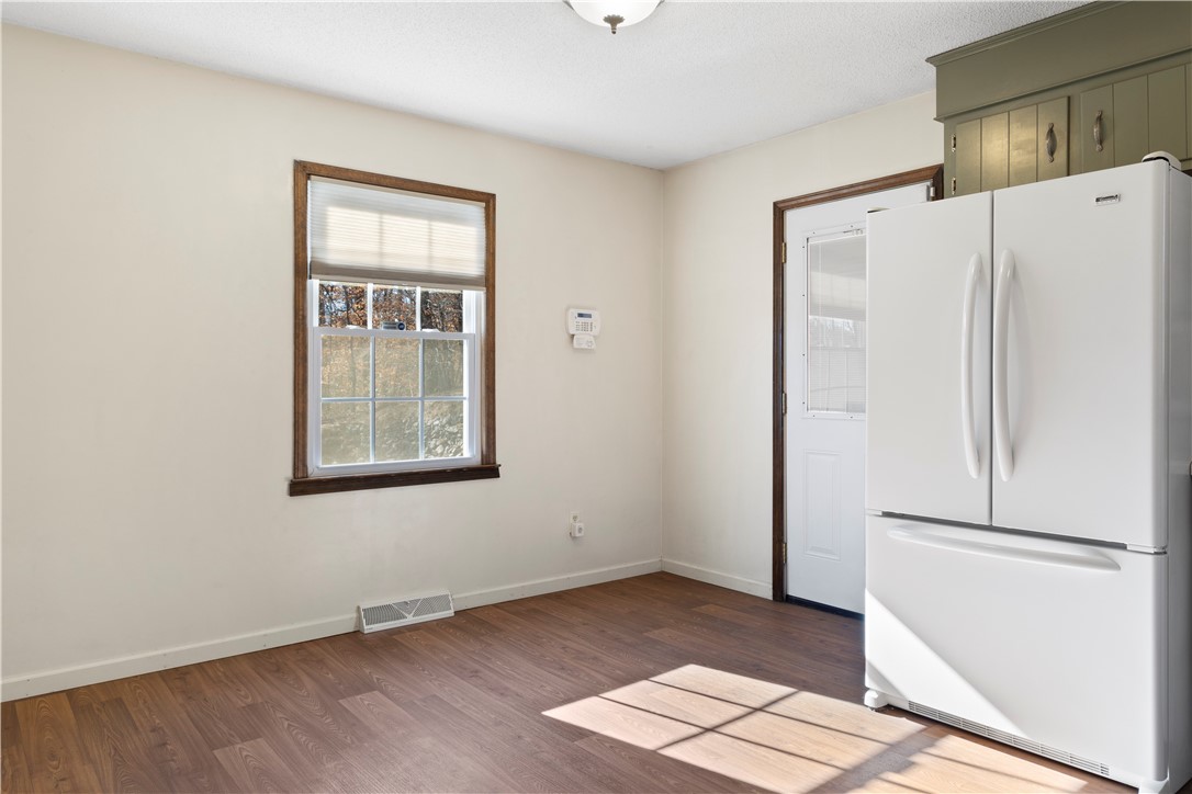 853 Pickett Post Road Walhalla, SC 29691 - Photo 7 of 23 Kitchen and rear entry