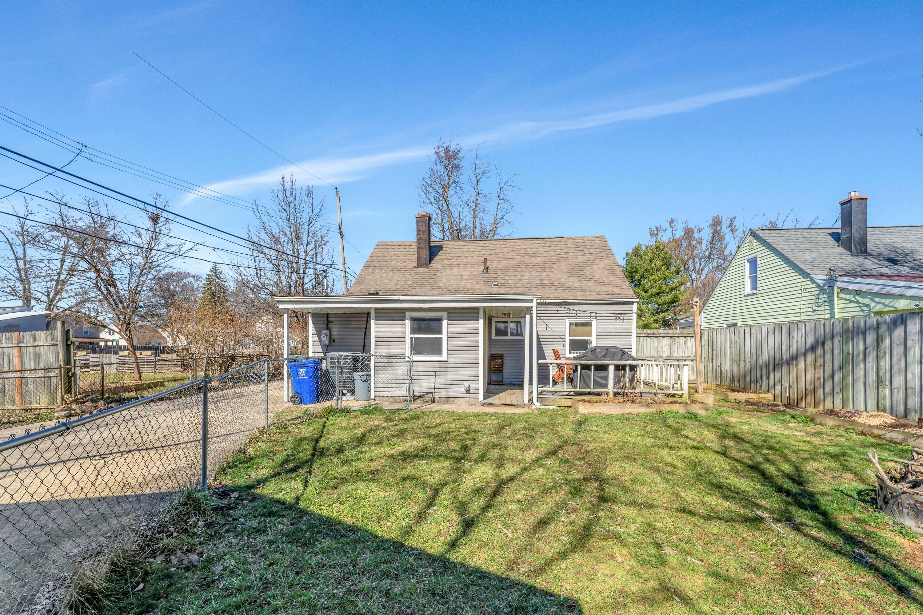 925 Blenheim Road Columbus, OH 43224 - Photo 27 of 30 DSC05723