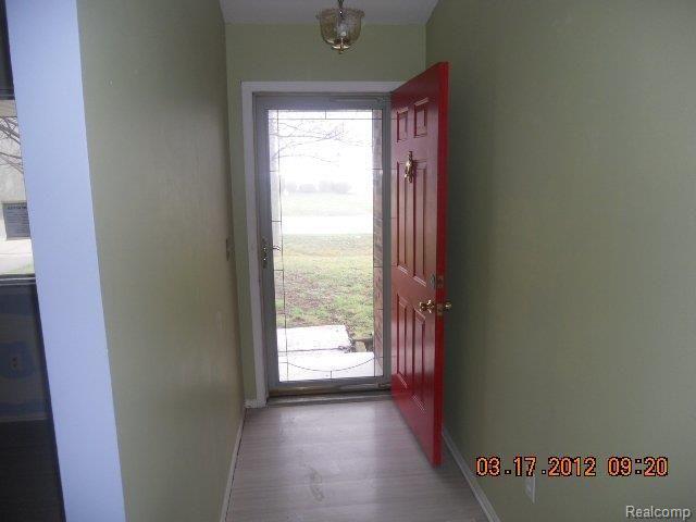 177 Wabash Road Rochester, MI 48307 - Photo 2 of 7 DSCN3223.JPG