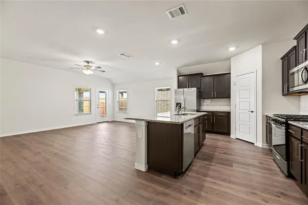 $2,650 | 411 Revolution Road, Fate, TX 75189
