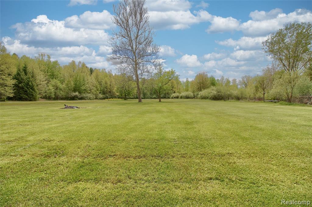 30977 West Road New Boston, MI 48164 - Photo 31 of 58 Gallery Image 31