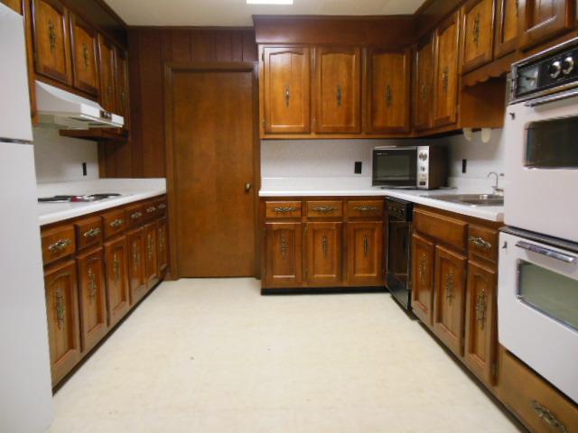 680 Durham Road Adams, TN 37010 - Photo 5 of 18
