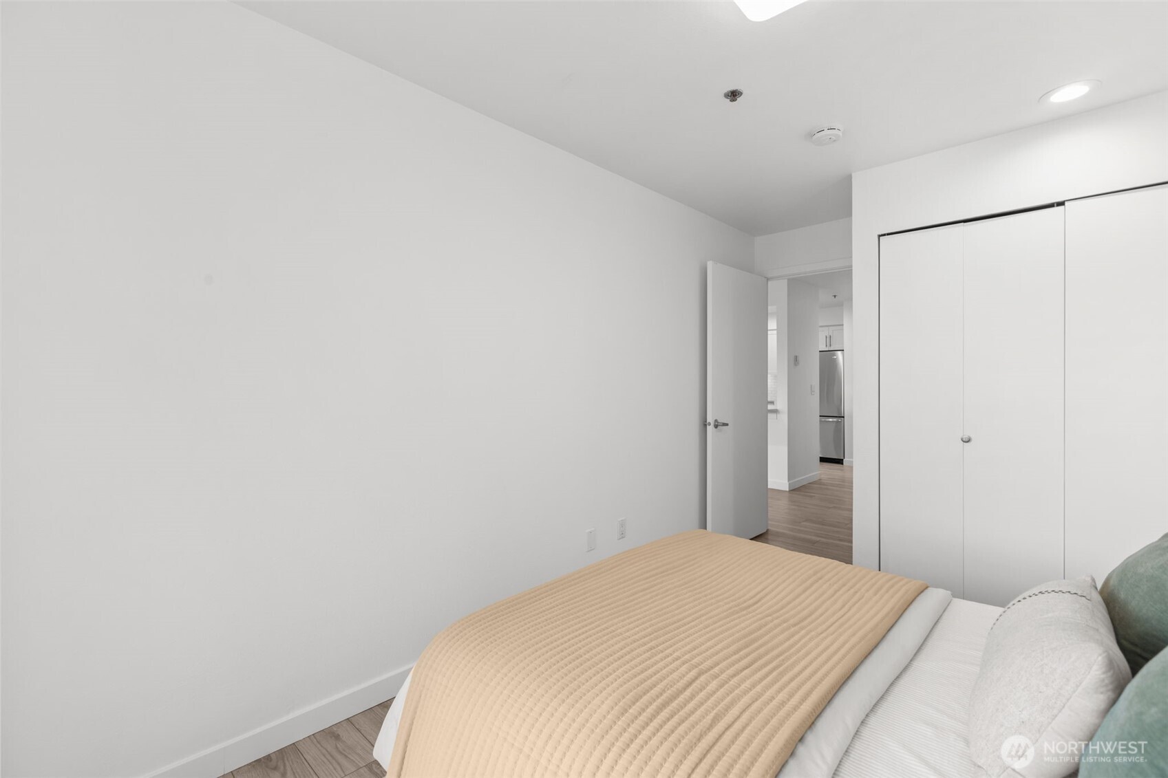 701 Galer Street, Unit 505 Seattle, WA 98109 - Photo 23 of 40