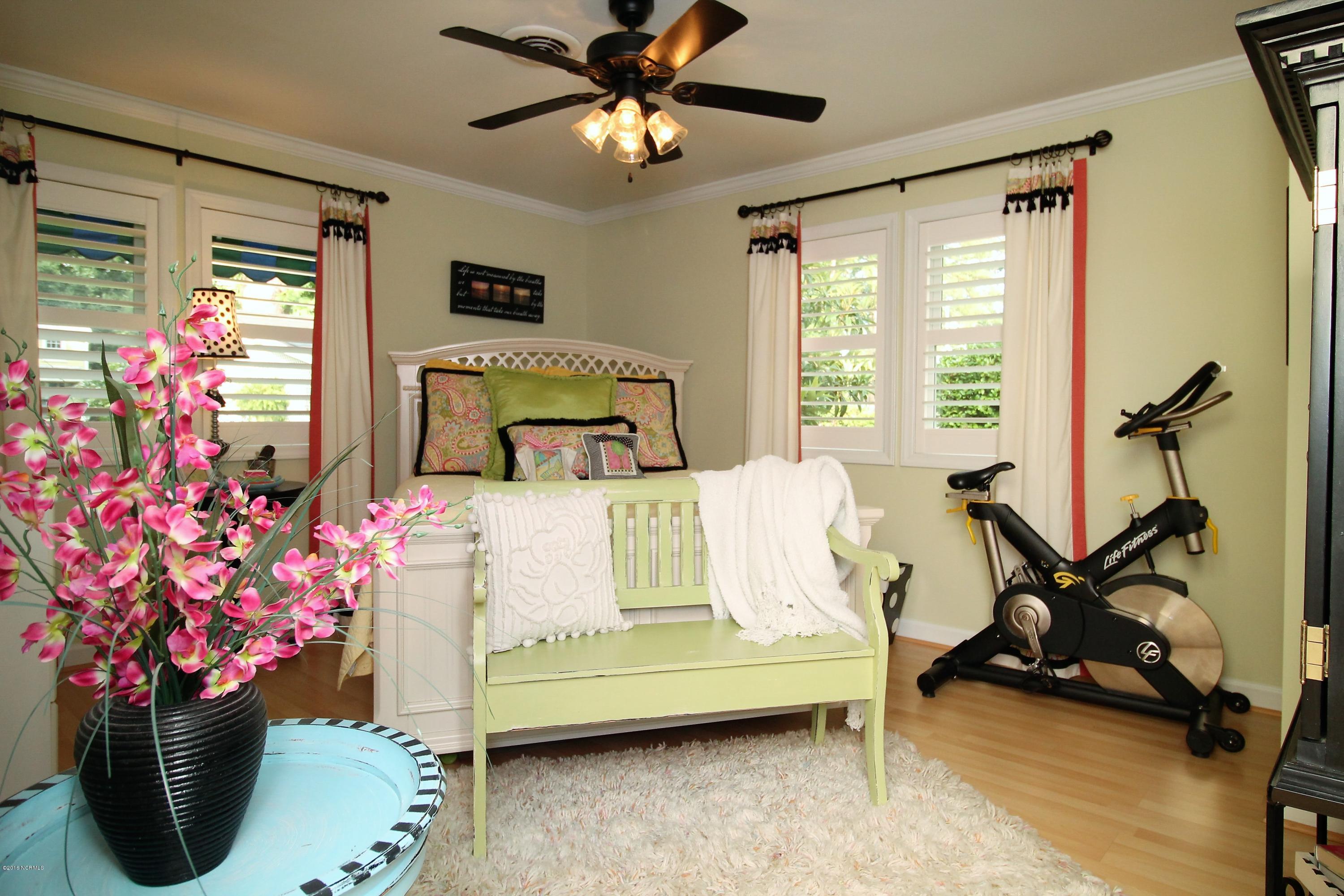 136 Shady Banks Beach Road Washington, NC 27889 - Photo 19 of 25 IMG_3400