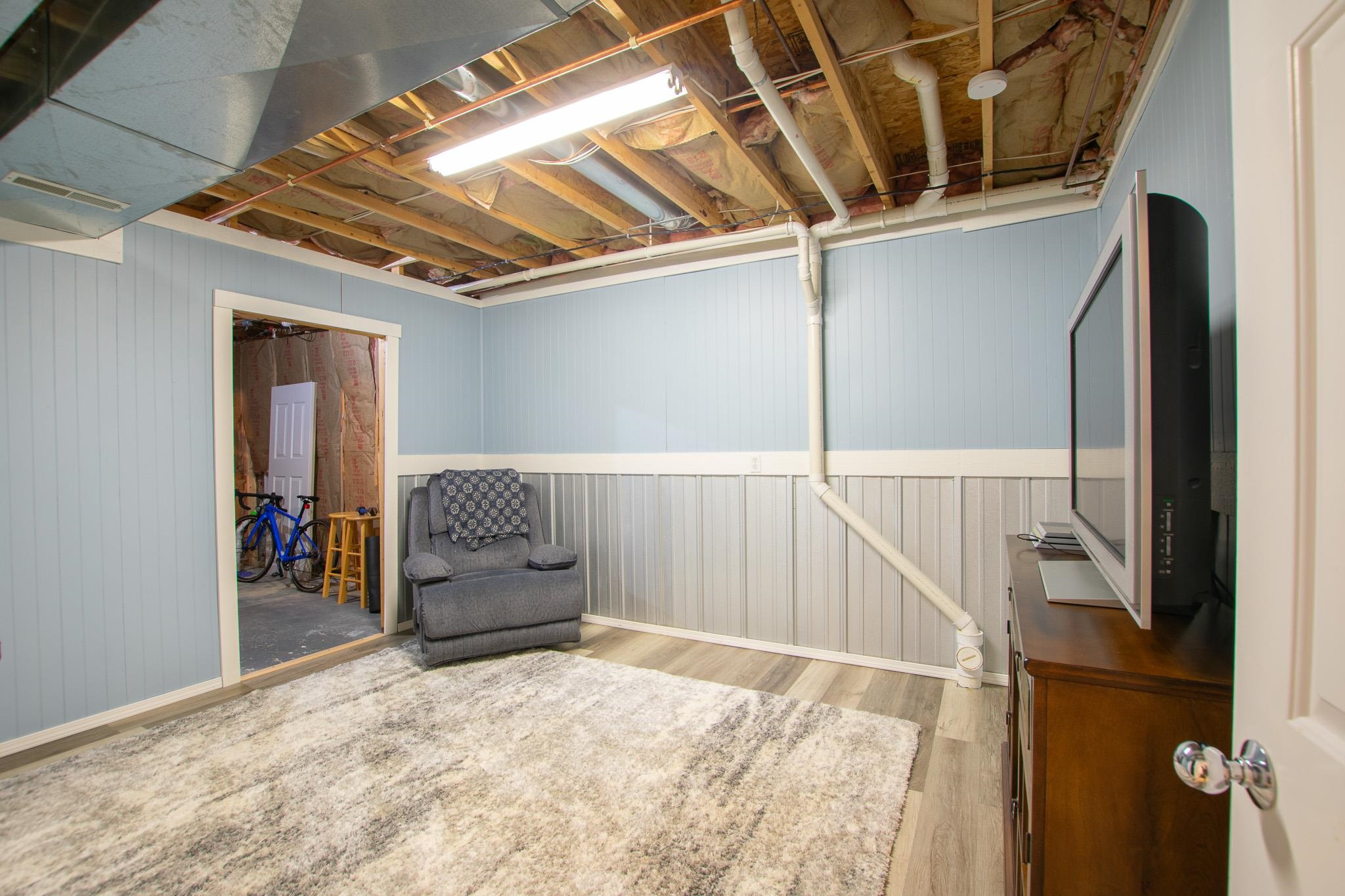 982 Napolean Way Traverse City, MI 49696 - Photo 35 of 44