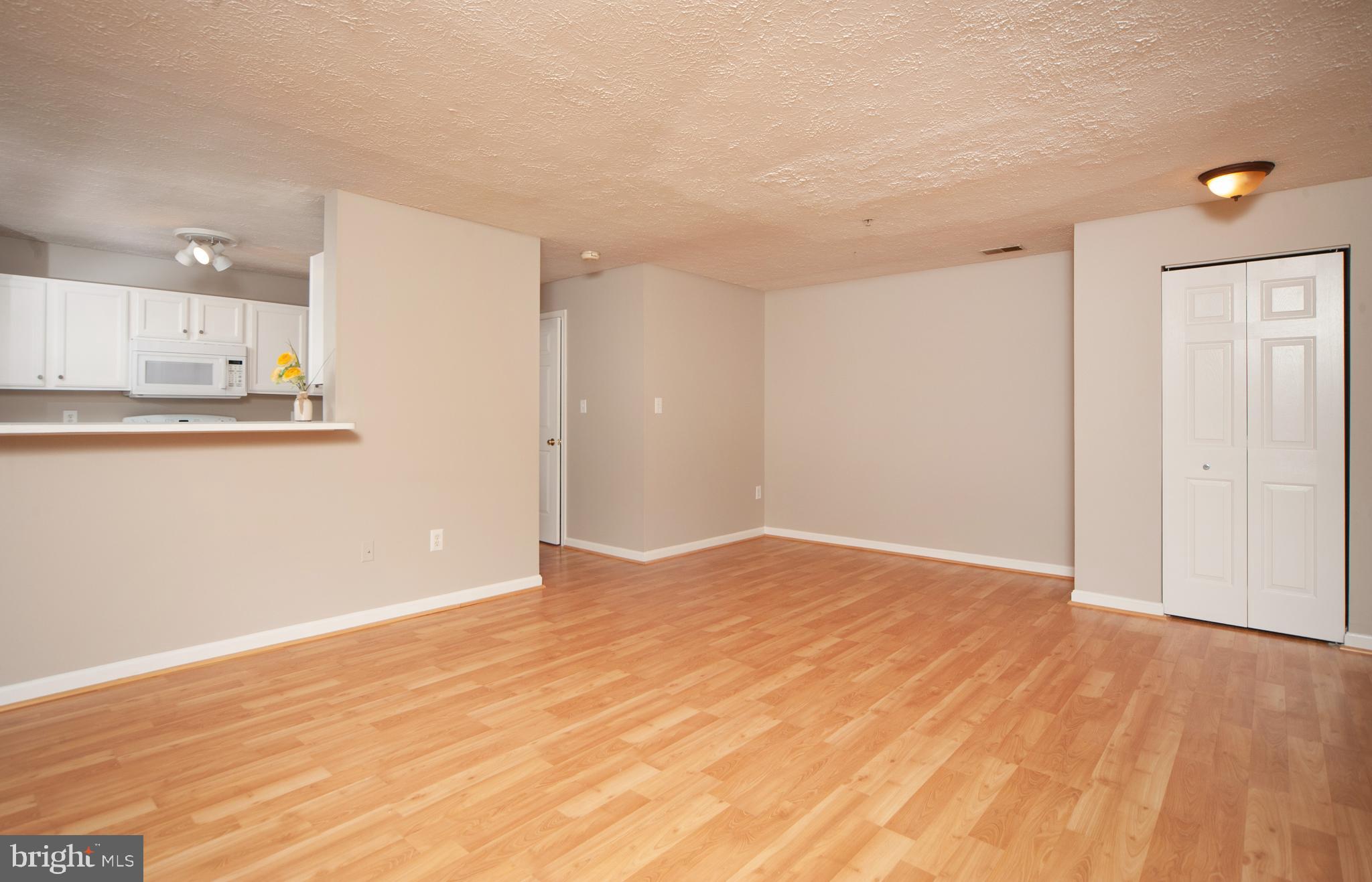 689 Winding Stream Way, Unit 101 Odenton, MD 21113 - Photo 3 of 24