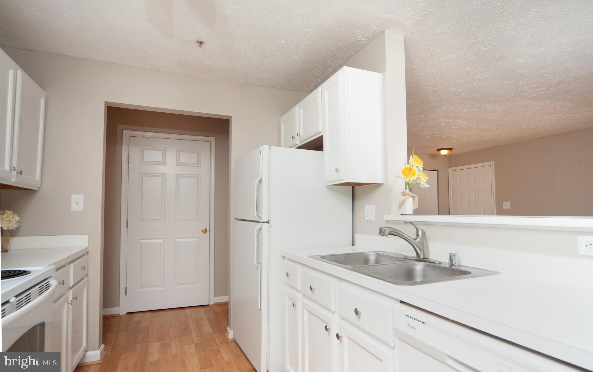 689 Winding Stream Way, Unit 101 Odenton, MD 21113 - Photo 6 of 24