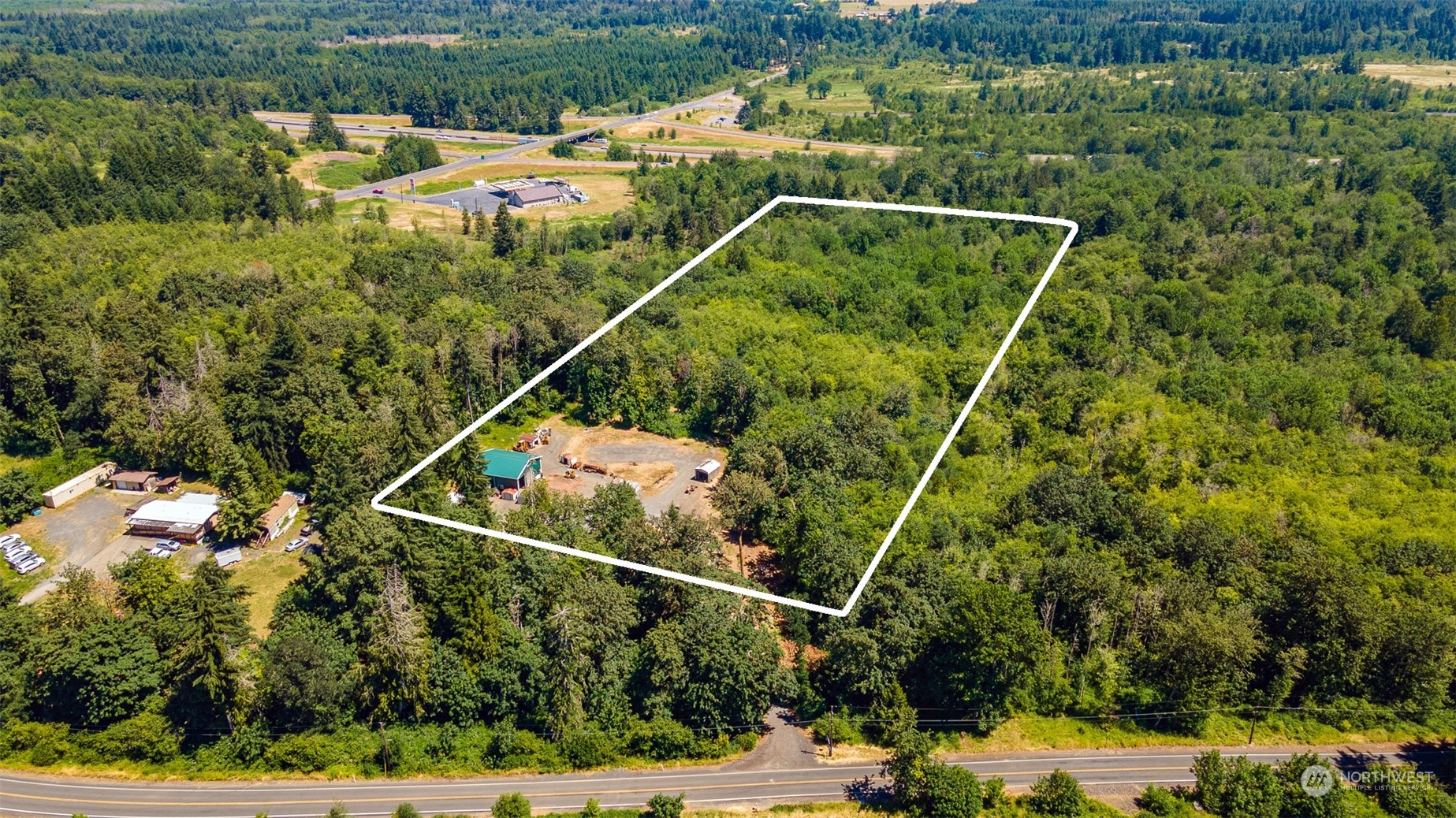 149 Knowles Road Winlock, WA 98596 - Photo 27 of 38 a view of a tennis court