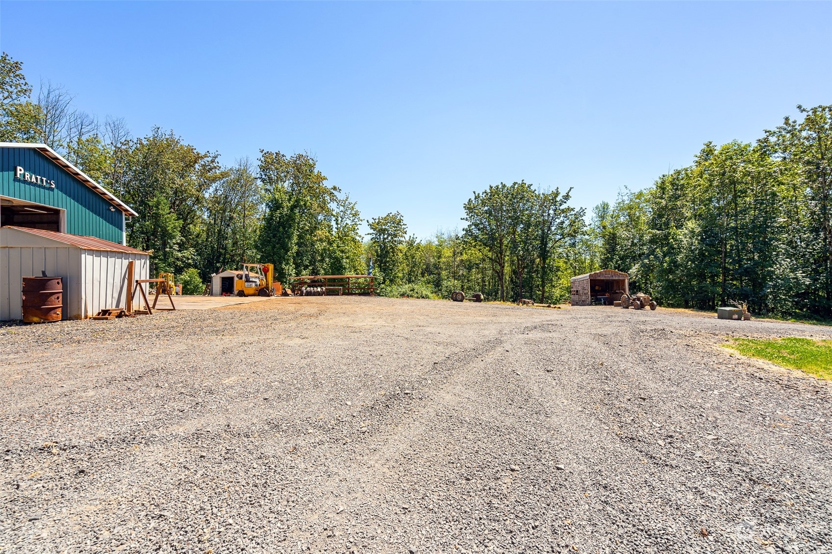 149 Knowles Road Winlock, WA 98596 - Photo 6 of 38 a view of a outdoor space with a house
