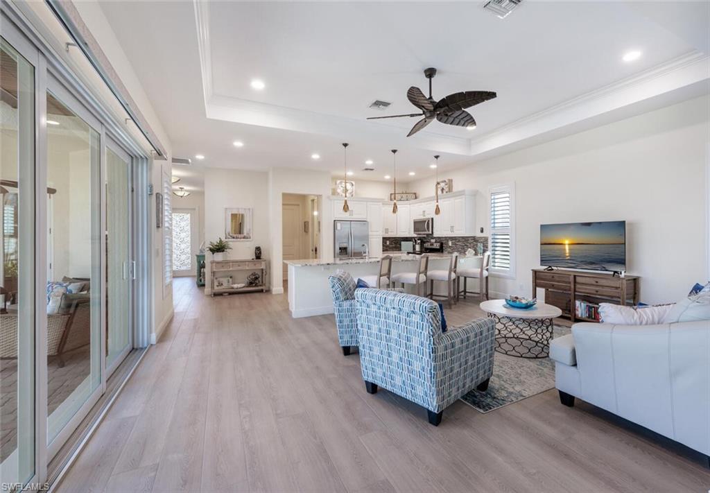 730 95th Avenue North Naples, FL 34108 - Photo 16 of 33