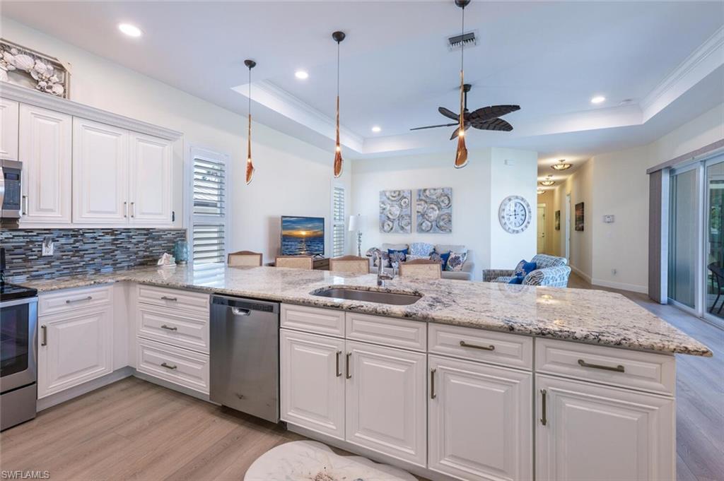 730 95th Avenue North Naples, FL 34108 - Photo 8 of 33