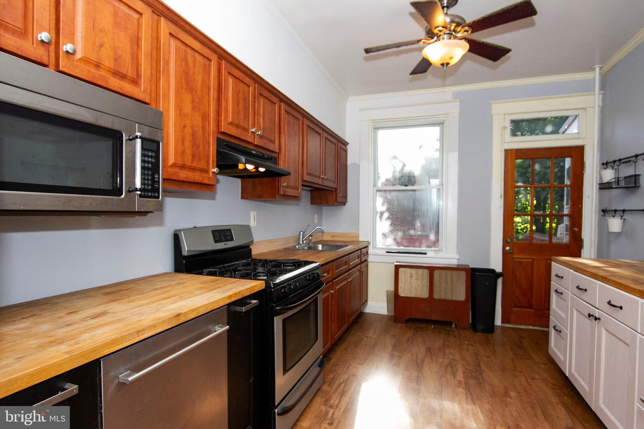 3735 Keswick Road Baltimore, MD 21211 - Photo 7 of 16 kitchen