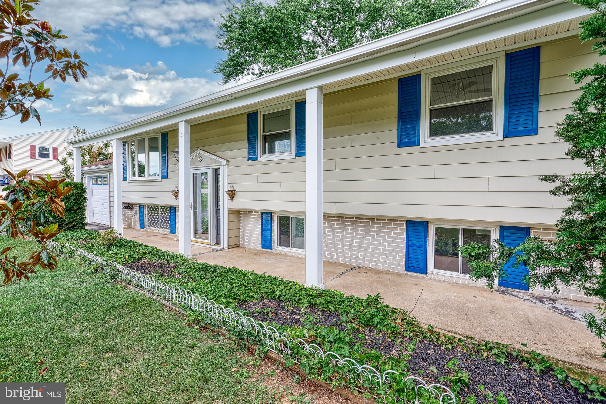 64 York Road York, PA 17407 - Photo 3 of 65