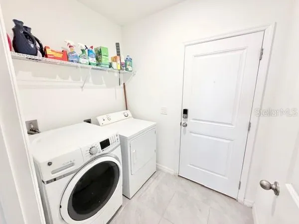$2,295 | 633 Belgrove Street, DeBary, FL 32713