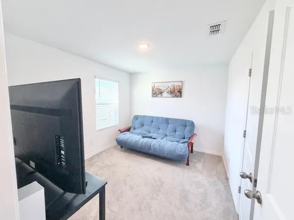 $2,295 | 633 Belgrove Street, DeBary, FL 32713