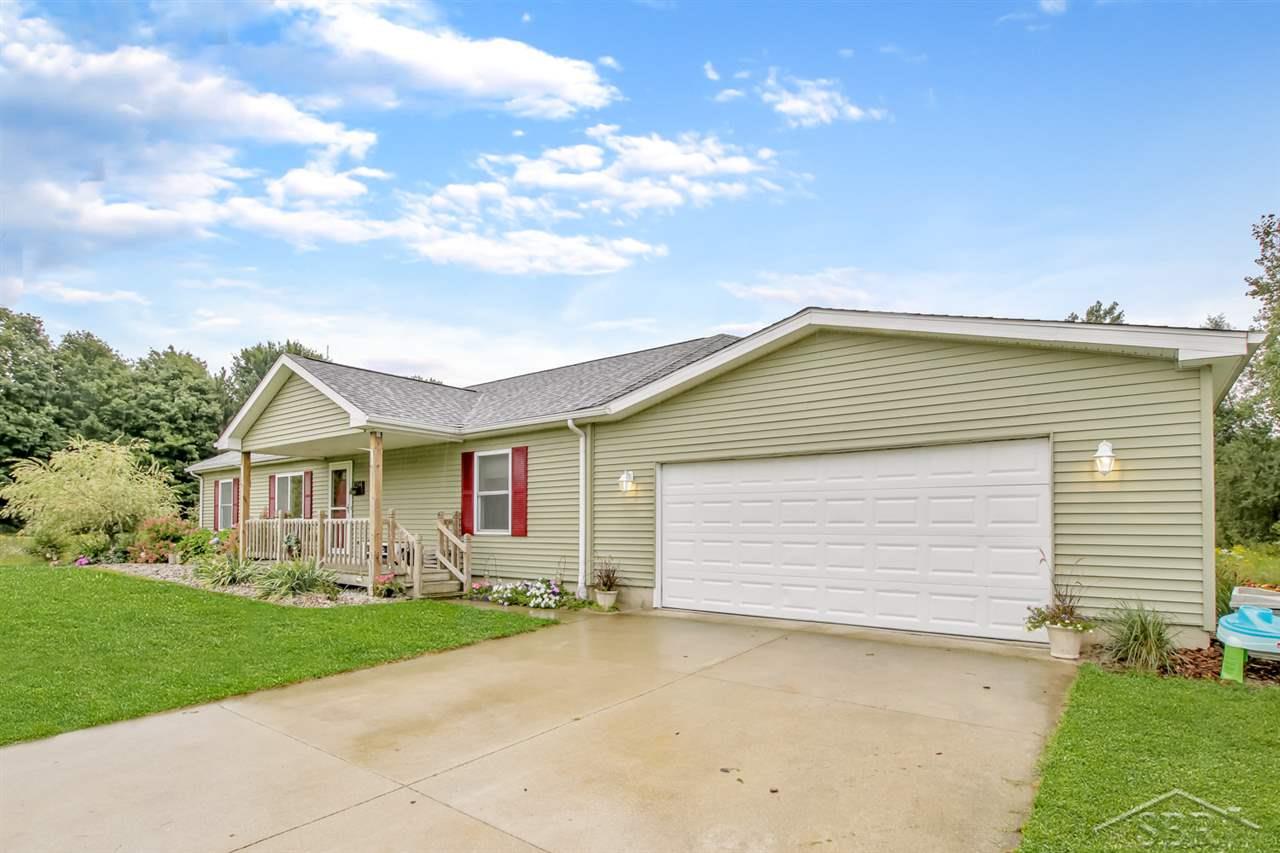 12294 Canada Road Birch Run, MI 48415 - Photo 2 of 32 31392475-1.JPG