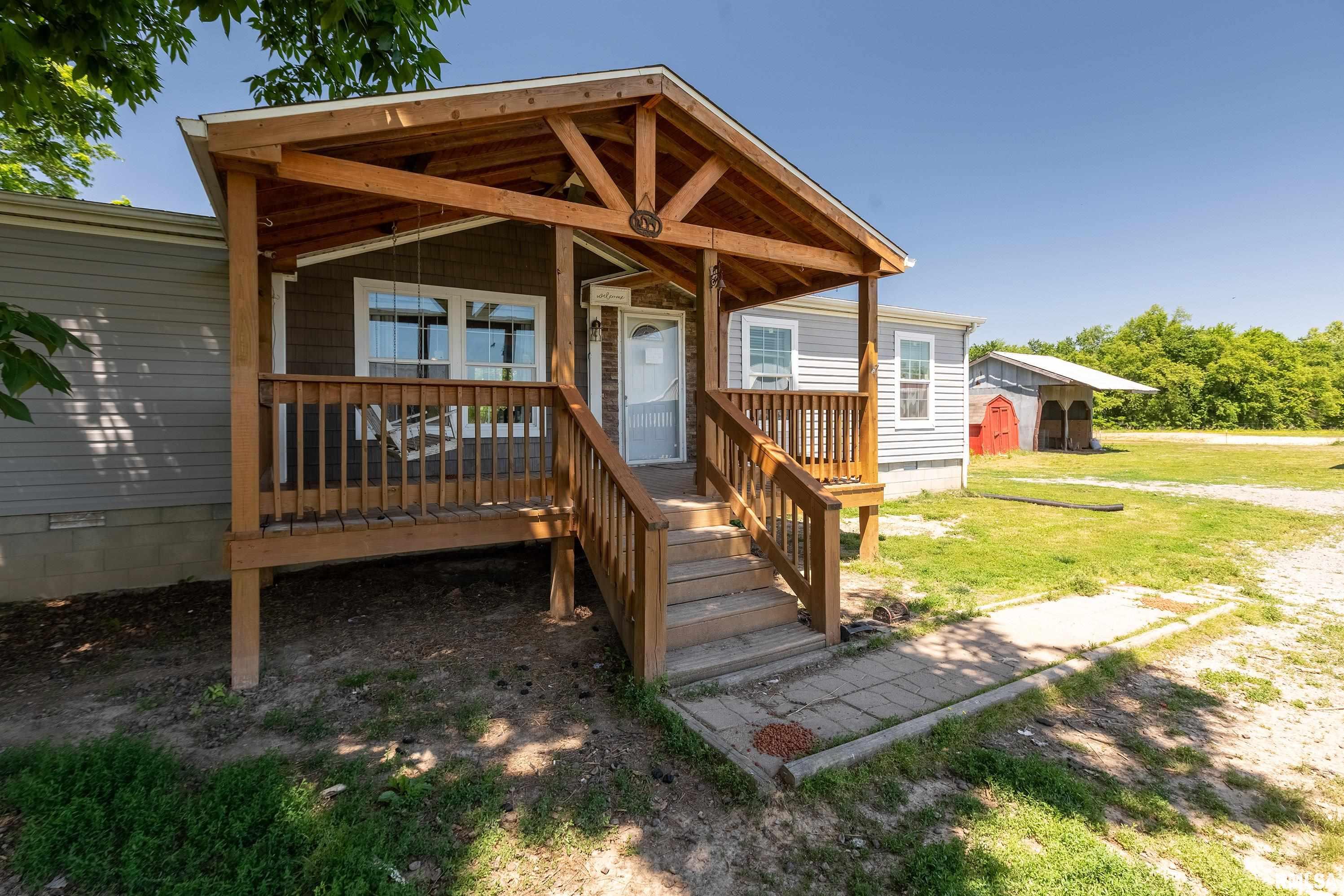18057 Dwina Road Thompsonville, IL 62890 - Photo 4 of 49