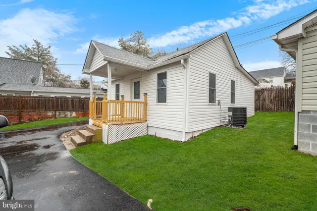 $1,400 | 1504 Taylor Avenue, Unit B, Parkville, MD 21234