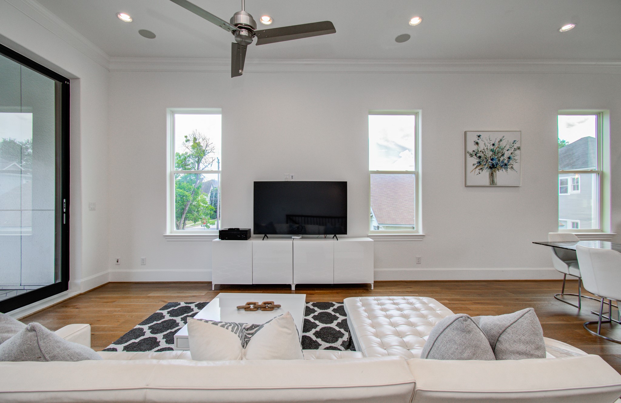 1512 Stuart Street Houston, TX 77004 - Photo 11 of 44