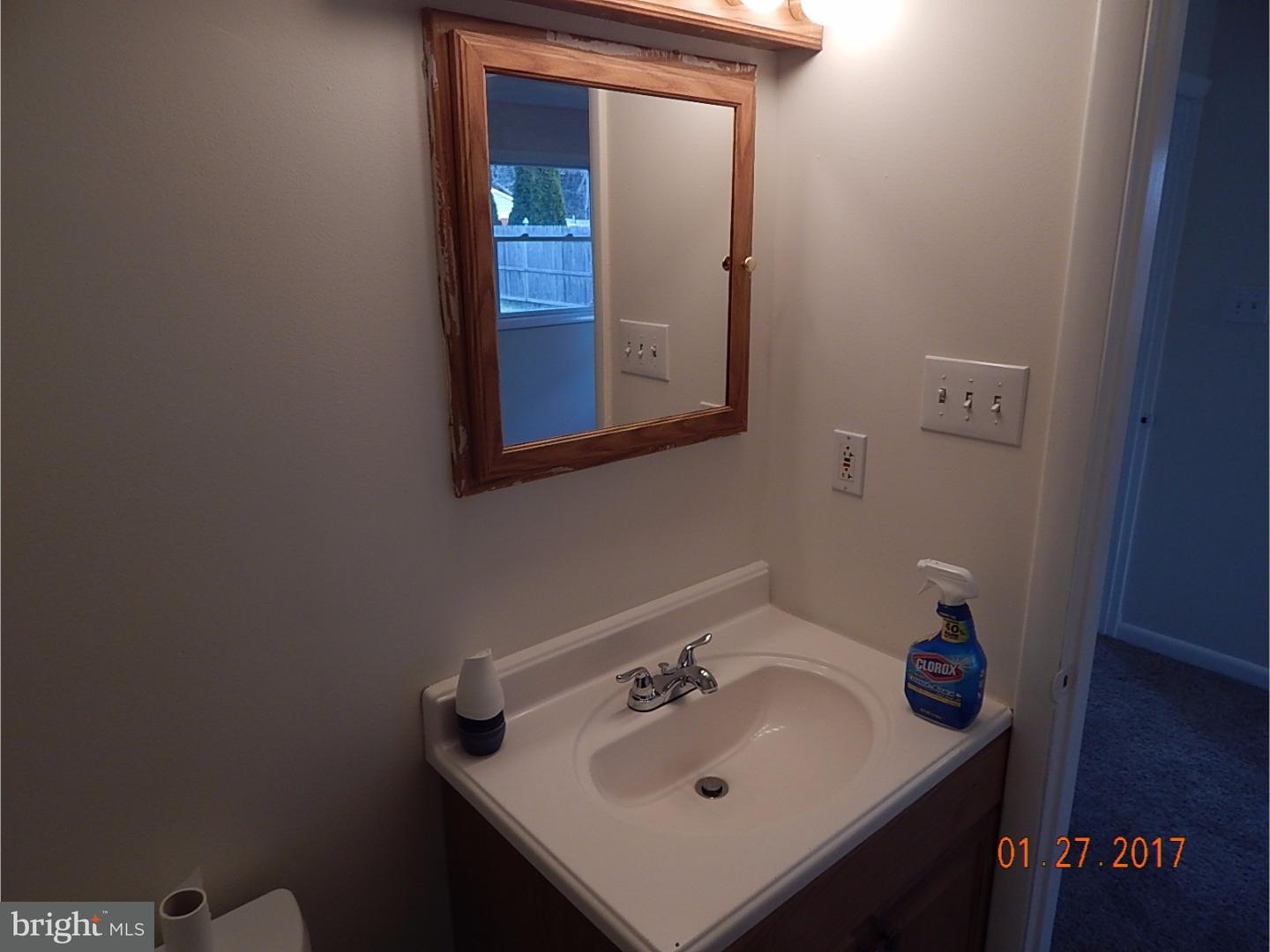 33 Henry Road Norristown, PA 19403 - Photo 20 of 23 Bathroom