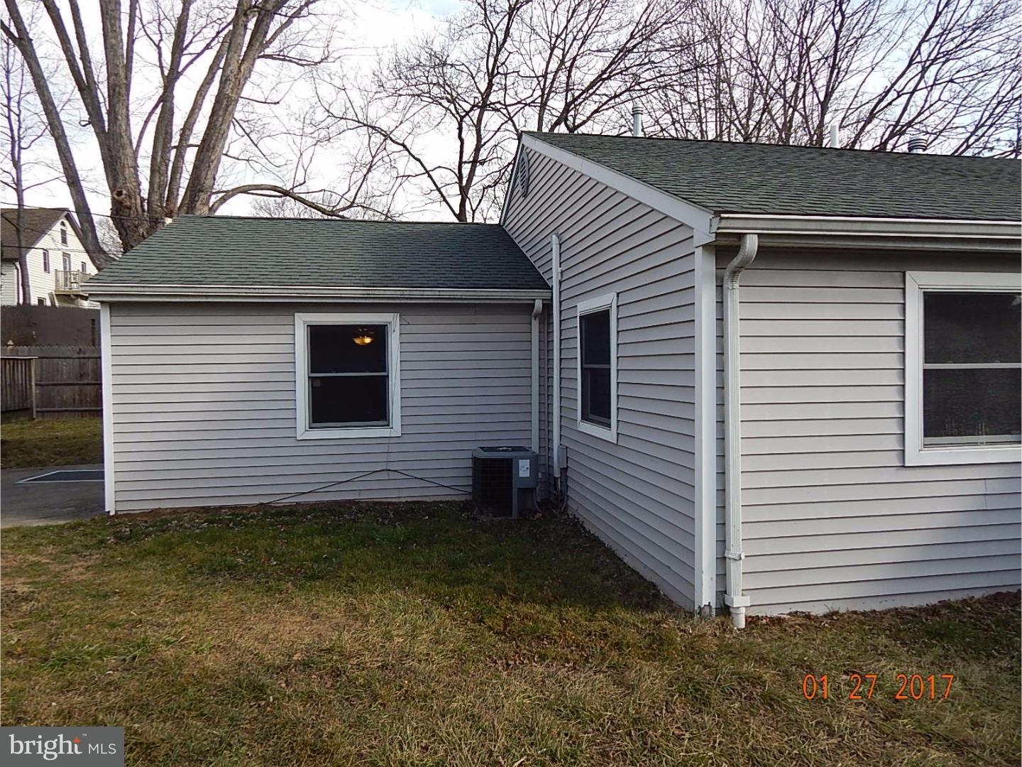 33 Henry Road Norristown, PA 19403 - Photo 5 of 23 Exterior Side